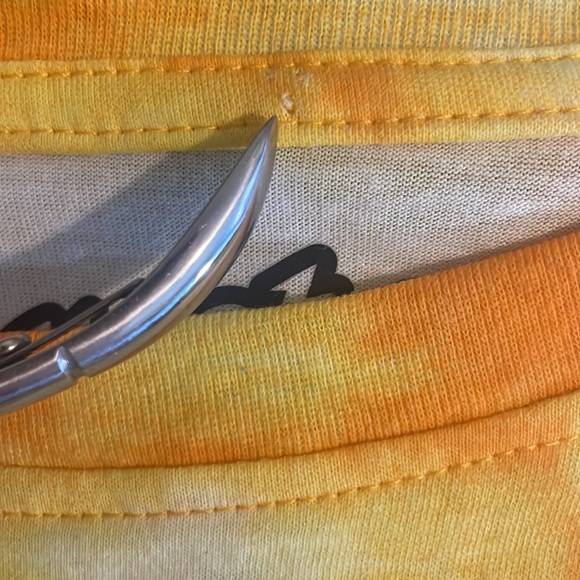 2/$30 Mad Engine Cheetos Flamin Hot T-Shirt Size Large - Picture 12 of 12